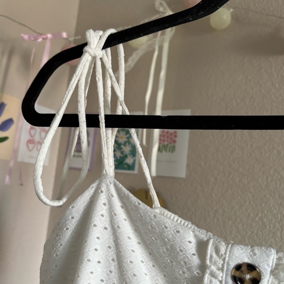 ♡ • Speechless White Dress - Picture 4 of 5